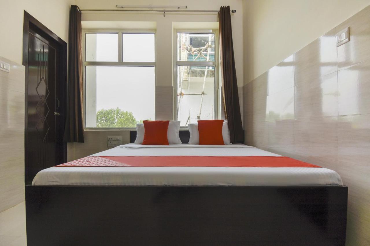 Flagship 75751 Hotel Surya Bahadrabad エクステリア 写真