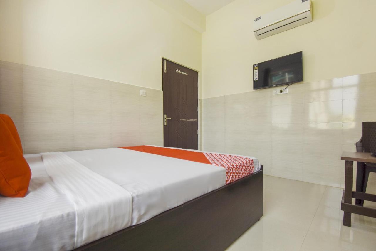 Flagship 75751 Hotel Surya Bahadrabad エクステリア 写真