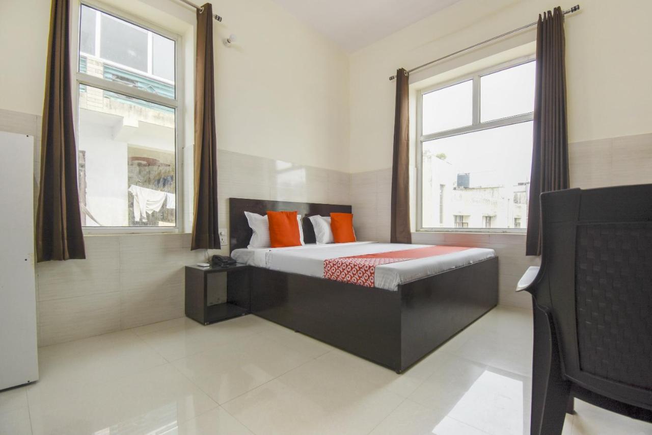 Flagship 75751 Hotel Surya Bahadrabad エクステリア 写真