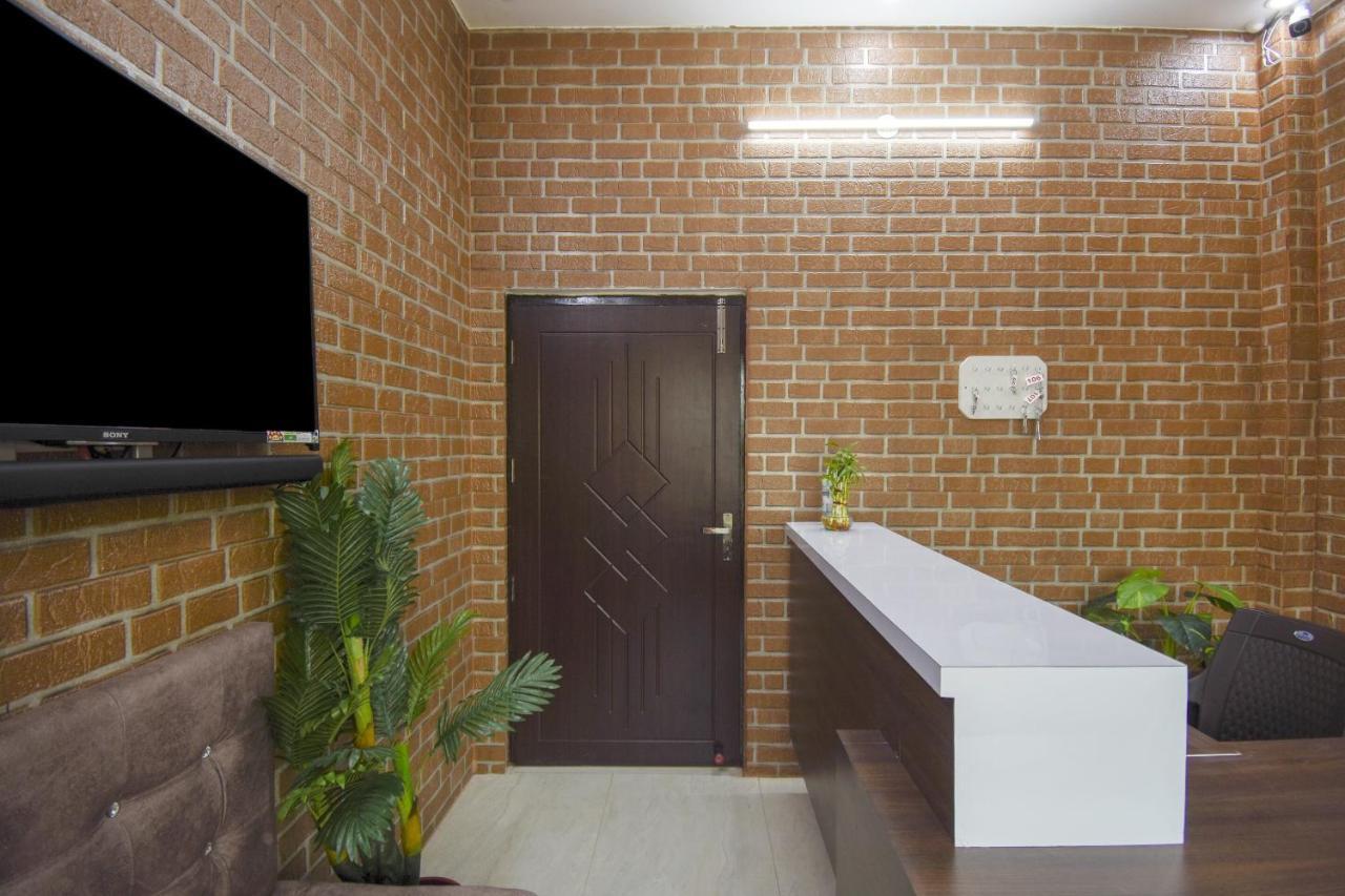 Flagship 75751 Hotel Surya Bahadrabad エクステリア 写真