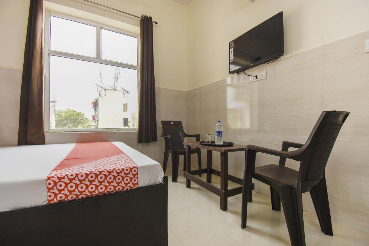 Flagship 75751 Hotel Surya Bahadrabad エクステリア 写真