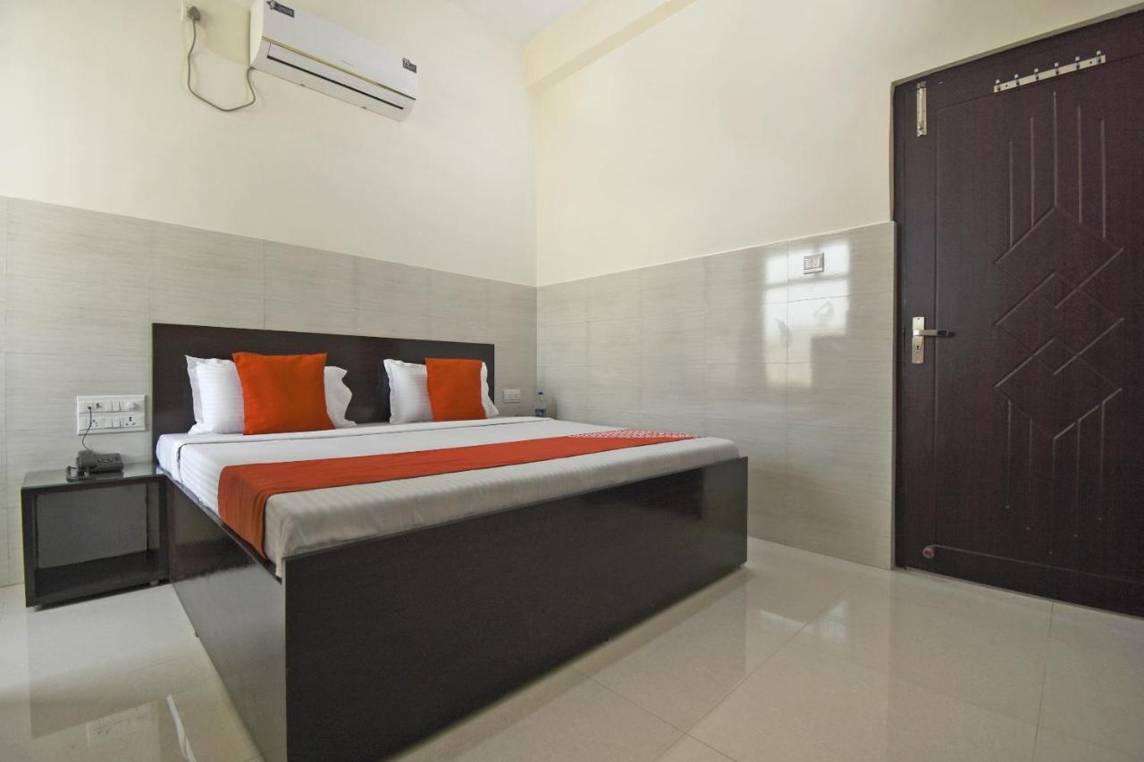 Flagship 75751 Hotel Surya Bahadrabad エクステリア 写真
