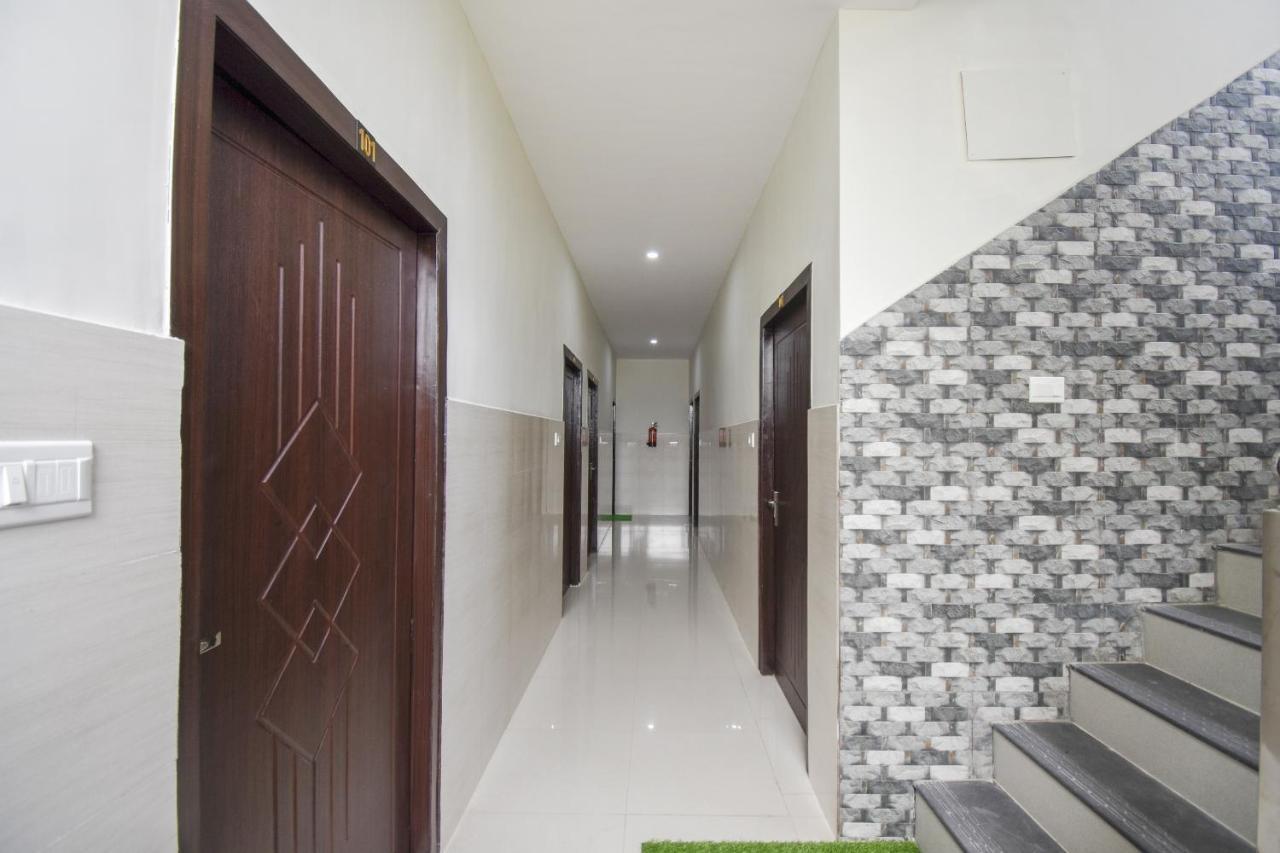 Flagship 75751 Hotel Surya Bahadrabad エクステリア 写真